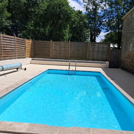 La Laujere Ivie - Gite & Piscine Privative Saint-Hilaire-du-Bois  Eksteriør bilde