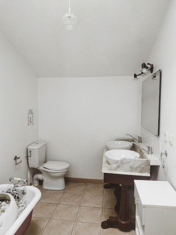 La Laujere Ivie - Gite & Piscine Privative Saint-Hilaire-du-Bois  Eksteriør bilde
