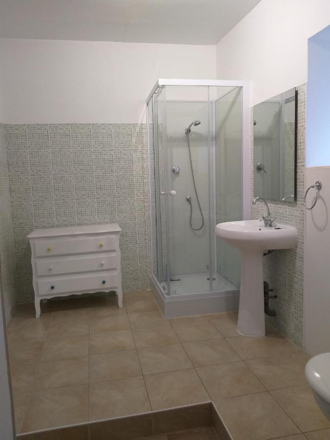 La Laujere Ivie - Gite & Piscine Privative Saint-Hilaire-du-Bois  Eksteriør bilde